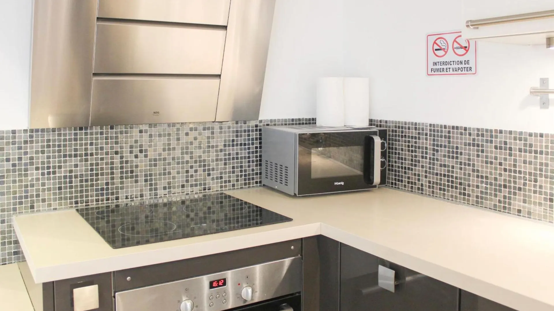 Lovely 51 M Nest In The Heart Of * Paris